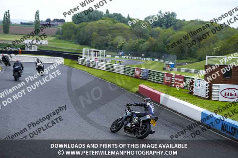 enduro digital images;event digital images;eventdigitalimages;mallory park;mallory park photographs;mallory park trackday;mallory park trackday photographs;no limits trackdays;peter wileman photography;racing digital images;trackday digital images;trackday photos